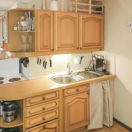 Nice In With Kitchen Gol
