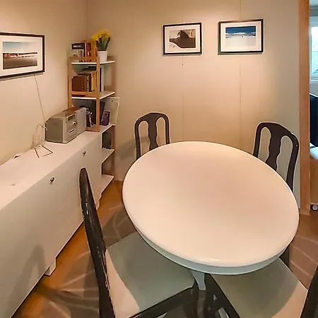 Nice In With Kitchen Διαμέρισμα Gol